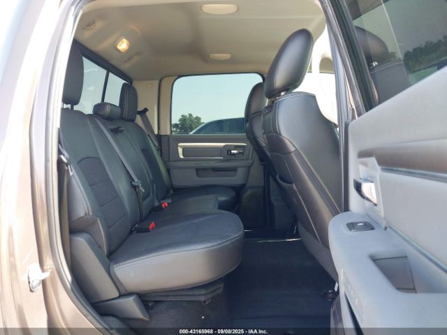 2018 RAM 1500 1C6RR6LT6JS127189 Photo 7