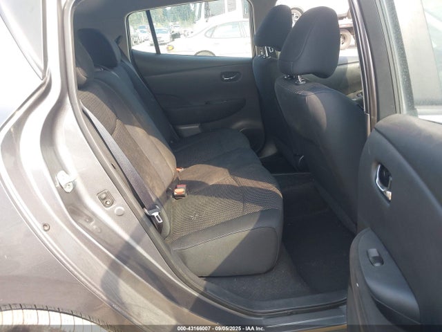 1N4BZ0CPXGC313689 Nissan 2016