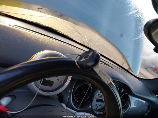 2006 MINI COOPER S WMWRH33536TK59451 Photo 10