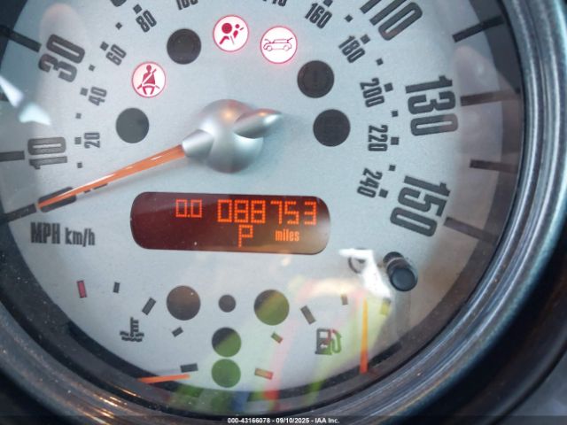 2006 MINI COOPER S WMWRH33536TK59451 Photo 6