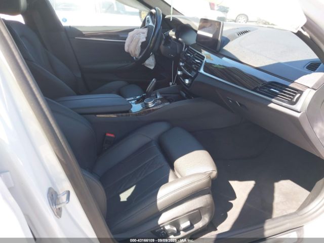 2021 BMW 530I WBA53BH02MWX20669 Photo 4