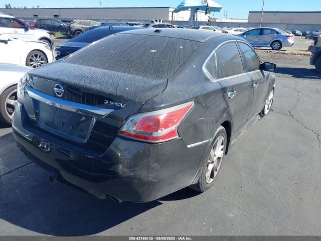 Nissan 2015 2015 1N4AL3AP1FC185908 Image 4