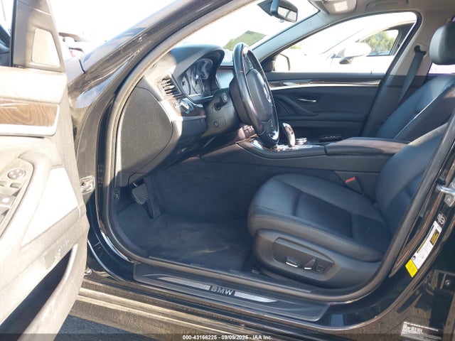 BMW 528I 2015 WBA5A5C59FD517688 Image 5