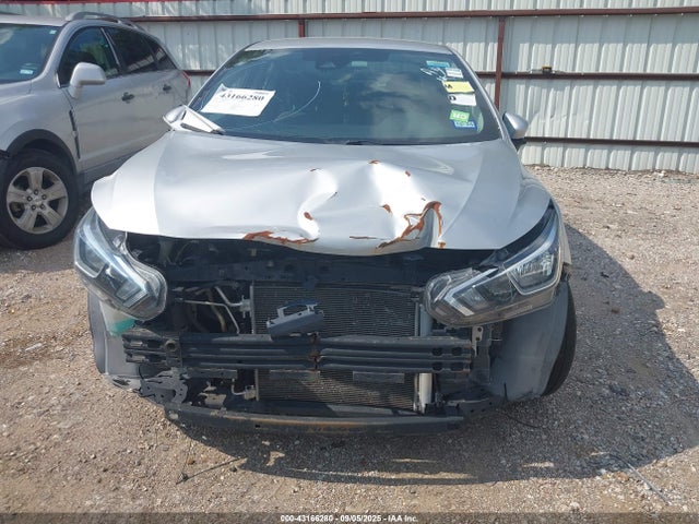 3N1CN8EVXLL873976 Nissan 2020