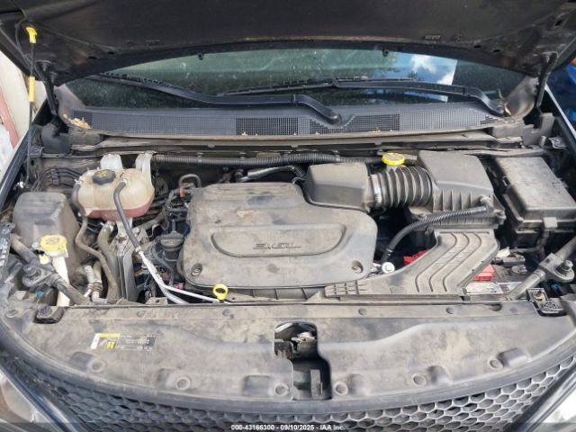 2020 CHRYSLER PACIFICA 2C4RC1FG2LR282130 Photo 9