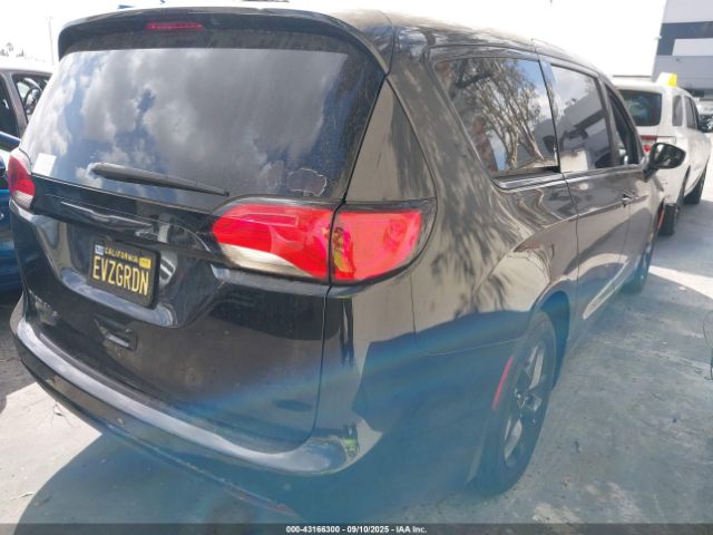 2020 CHRYSLER PACIFICA 2C4RC1FG2LR282130 Photo 3