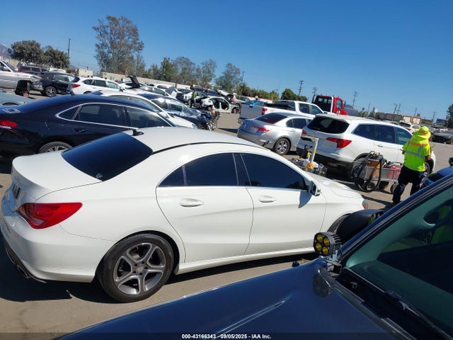Mercedes-Benz 2014 2014 WDDSJ4EB7EN067511 Image 13