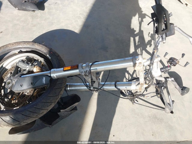 Ducati 2018 2018 ZDMAAEDT7JB027337 Image 5