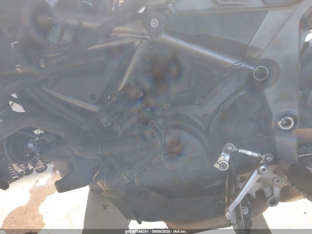 Ducati 2018 2018 ZDMAAEDT7JB027337 Image 9