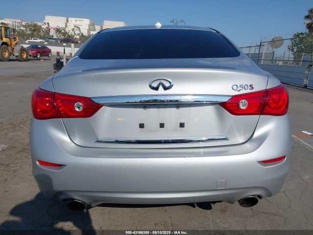 Infiniti 2015 2015 JN1BV7AP8FM343772 Image 16