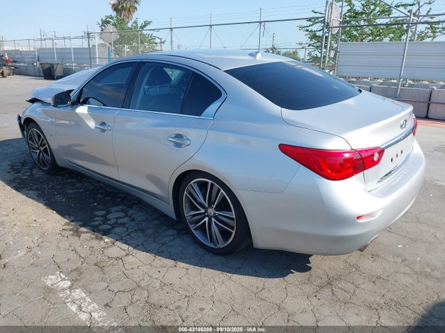 Infiniti 2015 2015 JN1BV7AP8FM343772 Image 3