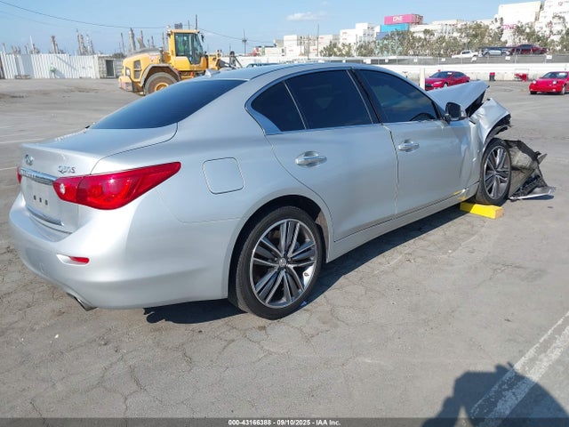 Infiniti 2015 2015 JN1BV7AP8FM343772 Image 4