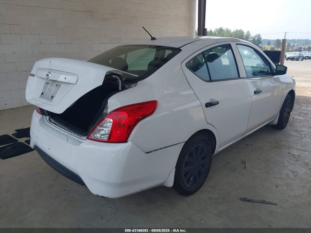 Nissan Versa 2016 3N1CN7AP2GL825539 Image 4