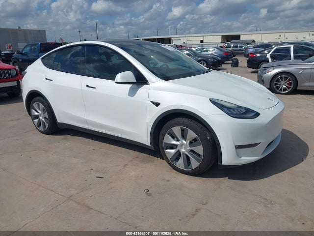 2022 TESLA MODEL Y 7SAYGDEE3NF425220 Photo 0