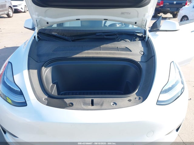 2022 TESLA MODEL Y 7SAYGDEE3NF425220 Photo 9