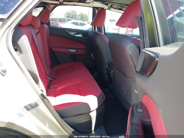 2T2GKCEZXSC048711 Lexus a25a-fxs