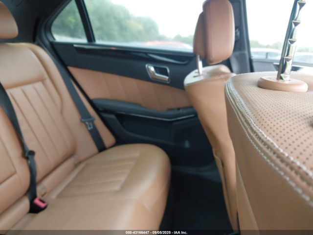 2010 MERCEDES-BENZ E 550 WDDHF7CB9AA027075 Photo 7
