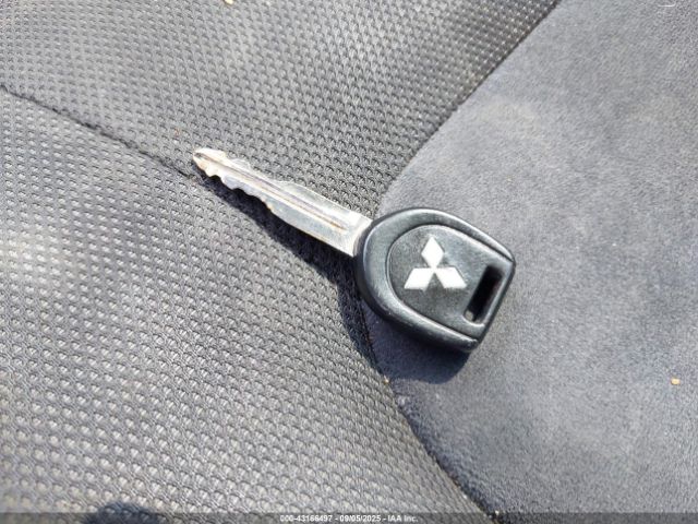 2004 MITSUBISHI OUTLANDER JA4LX31F04U042979 Photo 10