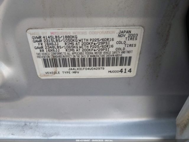 2004 MITSUBISHI OUTLANDER JA4LX31F04U042979 Photo 8