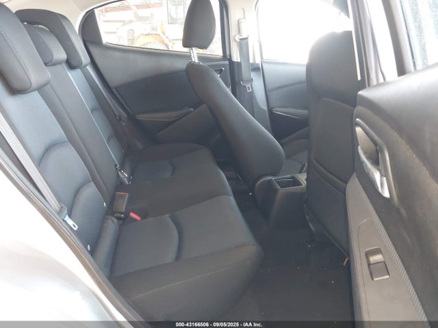 3MYDLBYV7JY301166 Toyota p5v