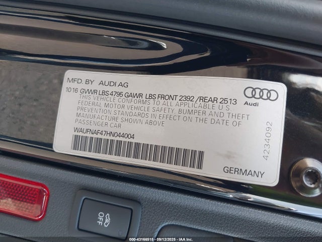2017 AUDI A4 WAUFNAF47HN044004 Photo 8