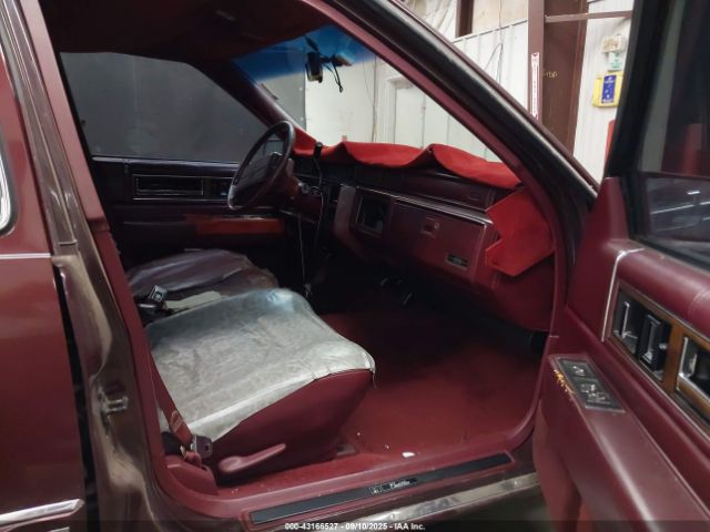 1992 CADILLAC DEVILLE 1G6CD53B3N4268538 Photo 4