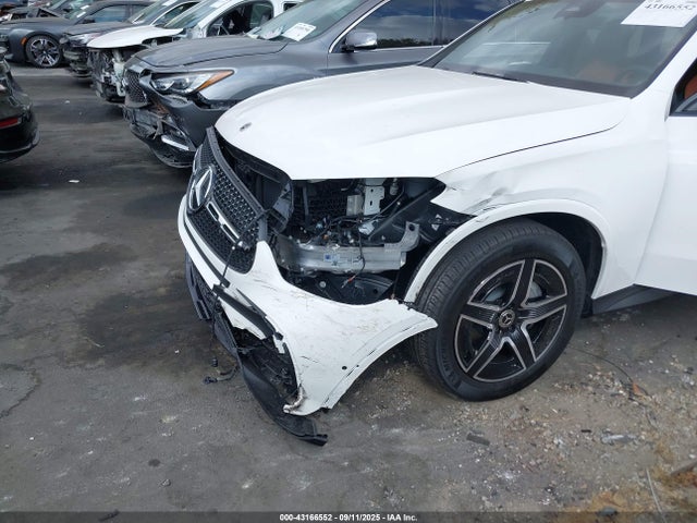 W1NKM4HB8SF340421 Mercedes-Benz m254