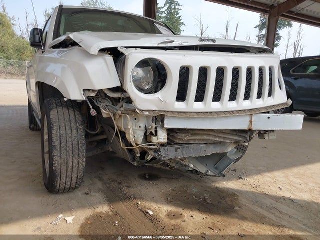 Jeep 2017 2017 1C4NJRFB5HD135799 Image 6