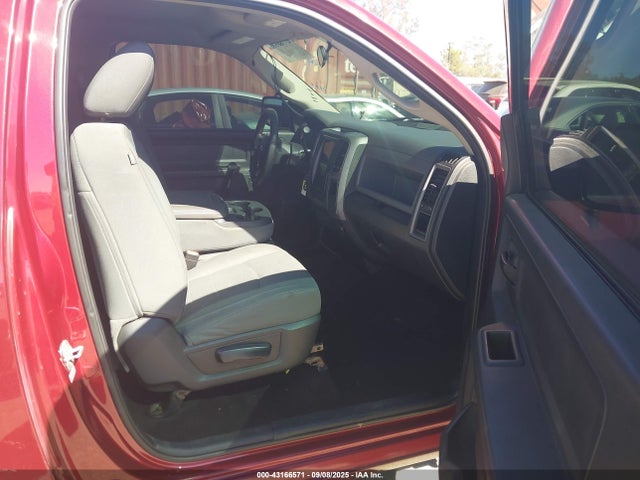 3C6JR6AT2EG238125 RAM 2014