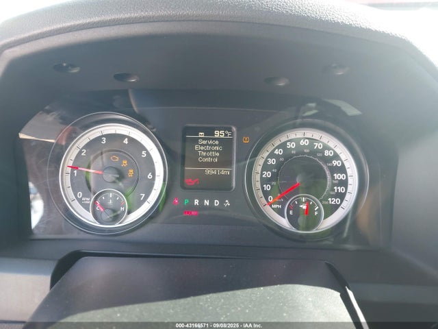 3C6JR6AT2EG238125 RAM 2014