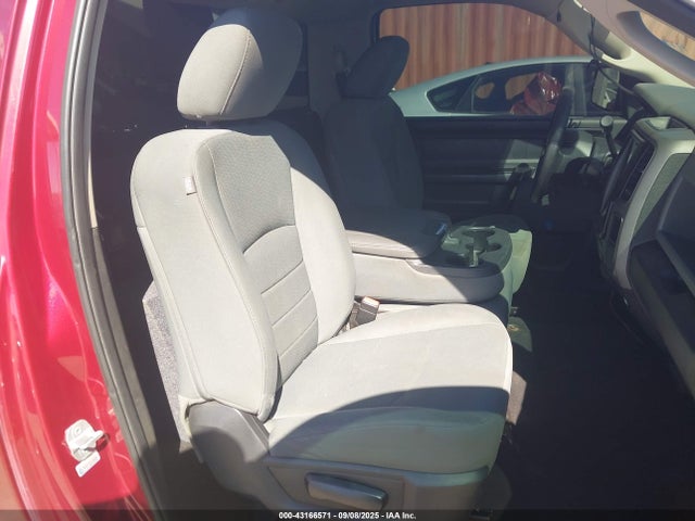 3C6JR6AT2EG238125 RAM 2014