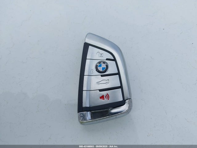 5UXKR0C57G0P25769 BMW X5