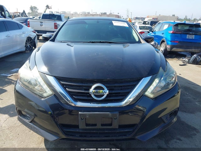 1N4AL3AP8HC186055 Nissan Altima