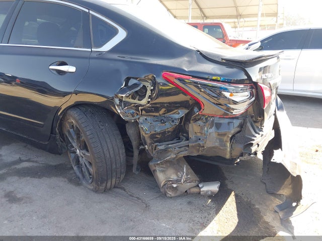 1N4AL3AP8HC186055 Nissan Altima