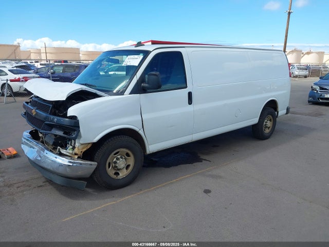 1GCWGBFG4J1174901 Chevrolet Express 2500 Work Van