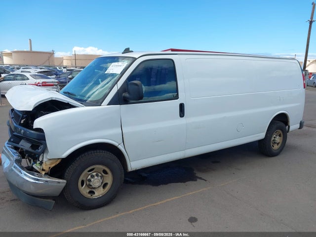 1GCWGBFG4J1174901 Chevrolet Express 2500 Work Van