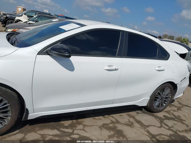 3KPF54AD1RE750581 KIA Forte Gt-line
