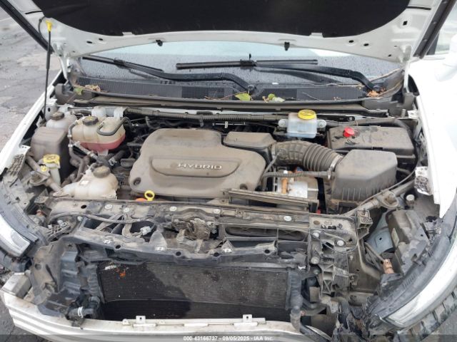 2022 CHRYSLER PACIFICA HYBRID 2C4RC1L70NR121525 Photo 9