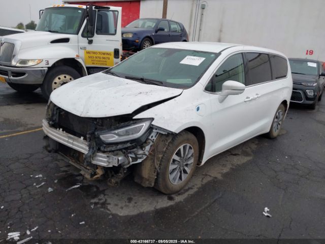 2022 CHRYSLER PACIFICA HYBRID 2C4RC1L70NR121525 Photo 1
