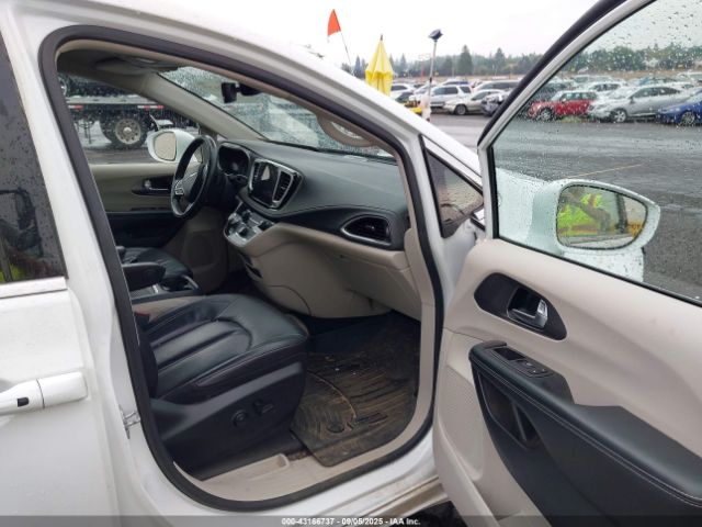 2022 CHRYSLER PACIFICA HYBRID 2C4RC1L70NR121525 Photo 4