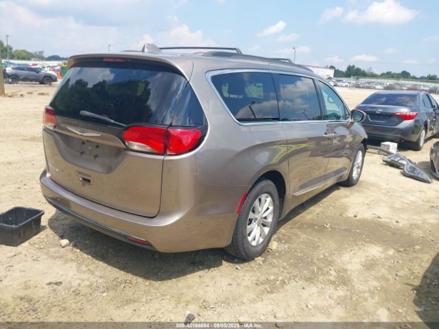 2017 CHRYSLER PACIFICA 2C4RC1BG6HR705336 Photo 3