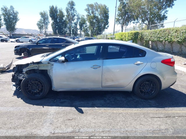 KIA dohc mpi nu 2015 KNAFK4A69F5263823 Image 15
