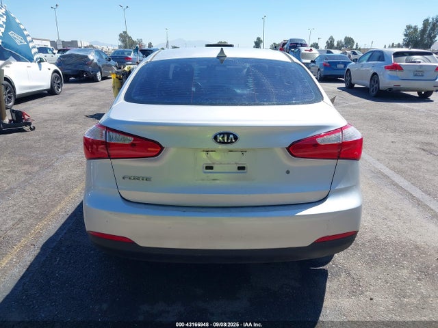 KIA dohc mpi nu 2015 KNAFK4A69F5263823 Image 17