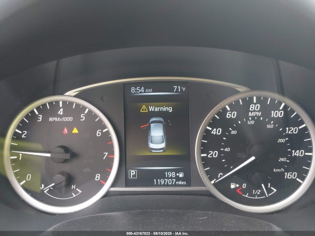 3N1AB7APXHY351733 Nissan Sentra