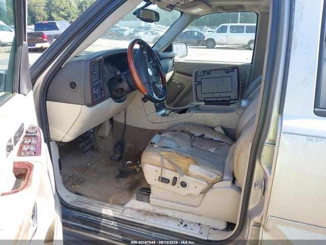 2004 CADILLAC ESCALADE ESV 3GYFK66N94G304482 Photo 4