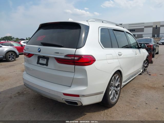 2022 BMW X7 5UXCW2C01N9L78932 Photo 3
