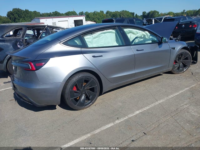 2025 TESLA MODEL 3 5YJ3E1ET1SF996369 Photo 3