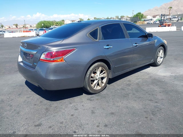 1N4AL3AP8EN230684 Nissan 2014