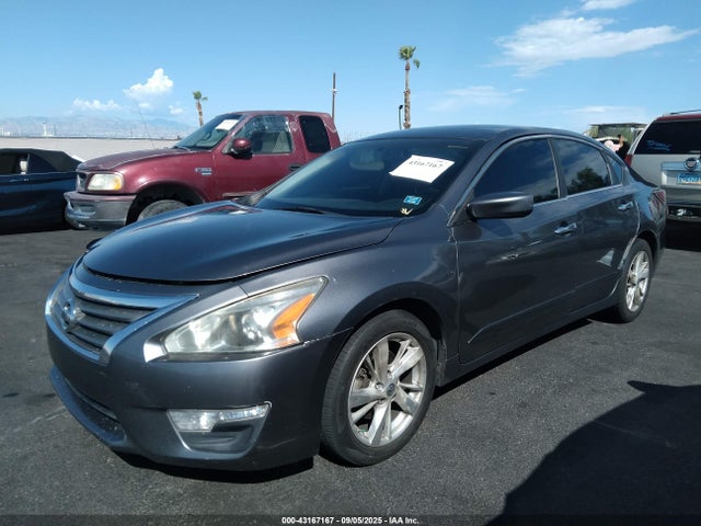 1N4AL3AP8EN230684 Nissan 2014
