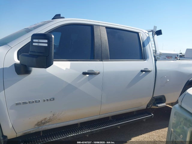 Chevrolet l5p 2023 1GC1YLEY5PF218844 Image 13